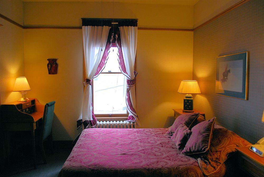 Hotel Vendome Prescott Extérieur photo